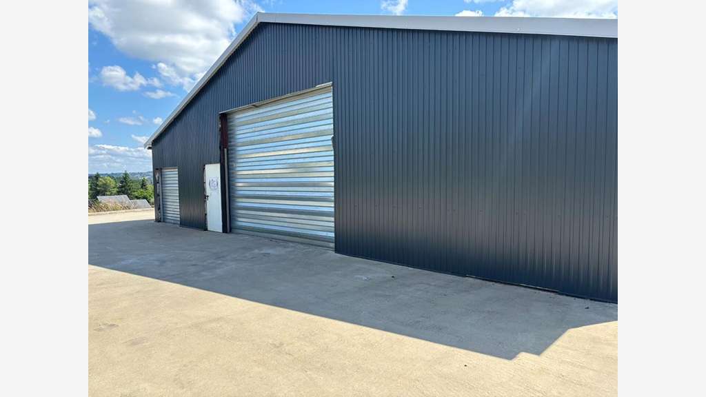 Vente locaux 1178m² à Aixe sur Vienne prox centre