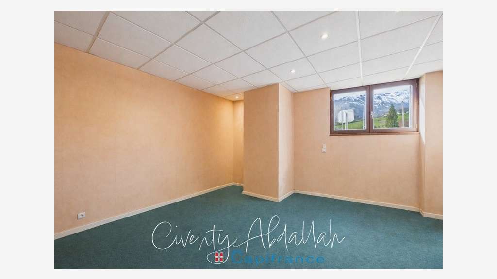 Local 327m² à vendre à Albertville (73)