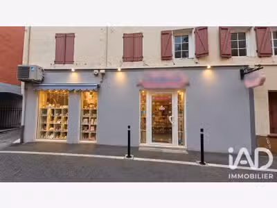 Local commercial à Albertville