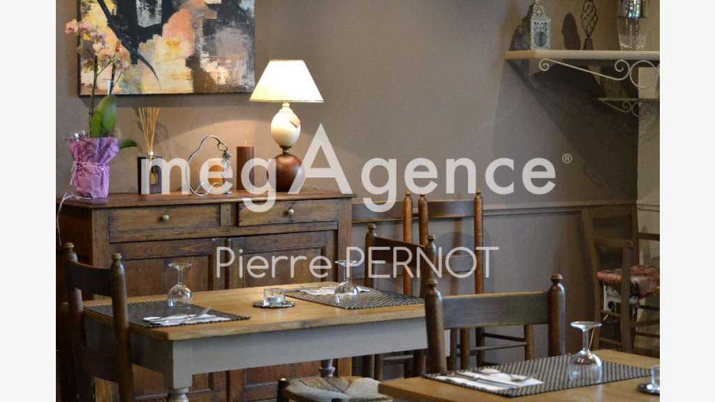 AV Immeuble Café restaurant et chambres d'hôtes 81