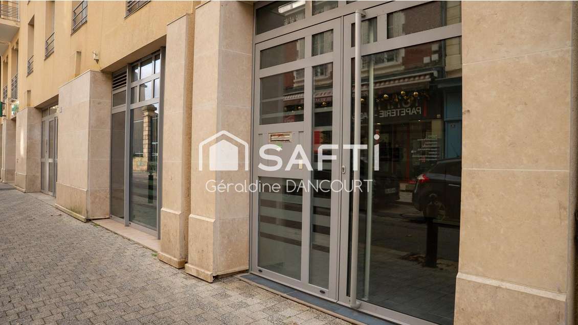 Vente local commercial 138m² Alençon centre ville