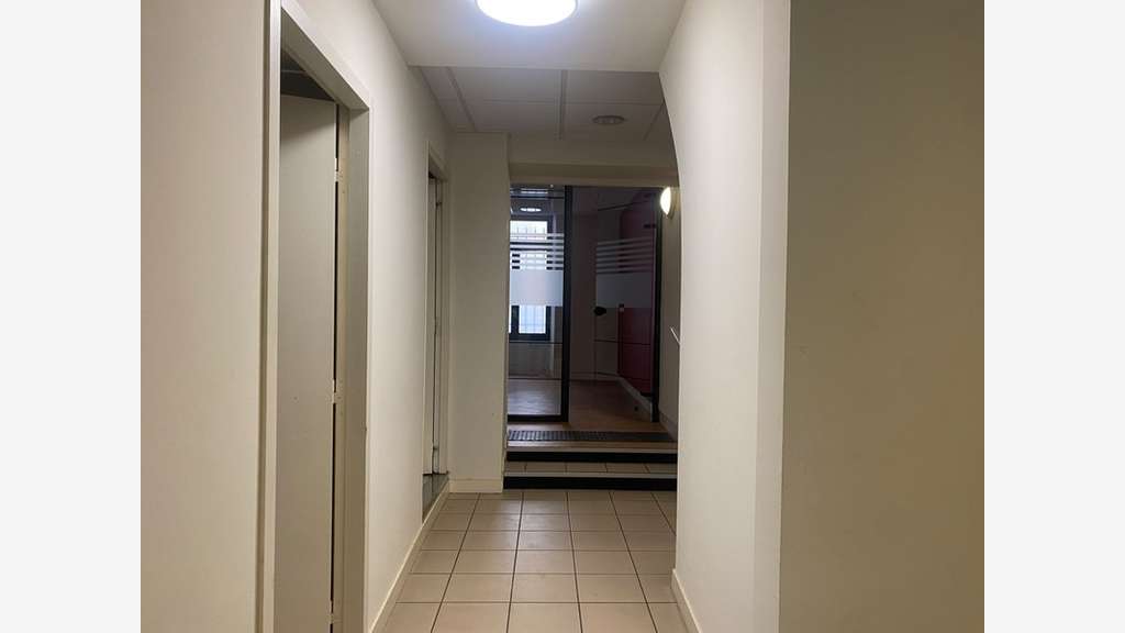 Local/bureau 357m² à vendre au centre d' Alès