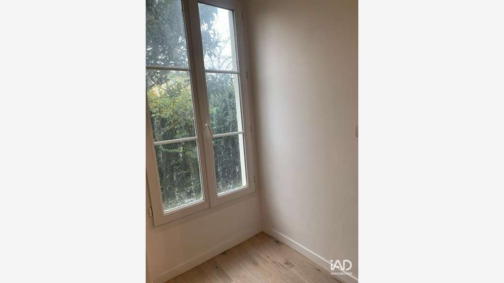 Vente murs commerciaux 32m² en RDC à Alfortville