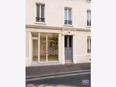 Vente murs commerciaux 32m² en RDC à Alfortville