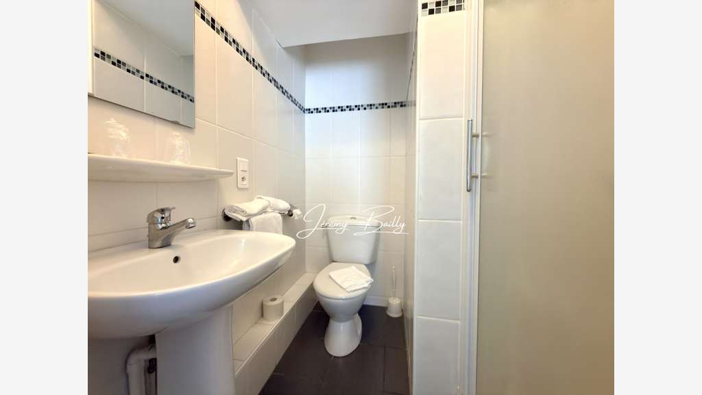 Vente mur commerciaux hôtel 350m² Amélie-les-Bains