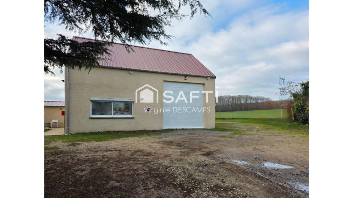 Bâtiment de loisir et de stockage sur Anet