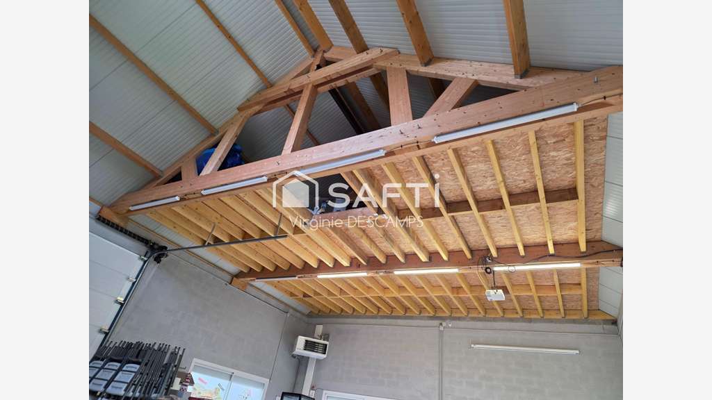 Bâtiment de loisir et de stockage sur Anet