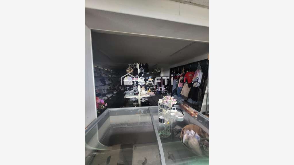 A vendre local commercial de 530m² à Angers