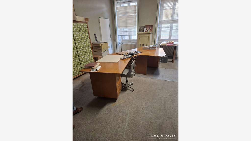 Vente local commercial rue piétonne Angoulême