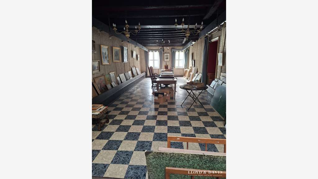 Vente local commercial rue piétonne Angoulême