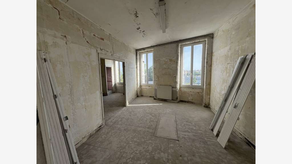 Local commercial à vendre à Angoulême Victor Hugo