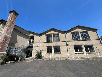 ANGOULEME - ENSEMBLE IMMOBILIER à vendre
