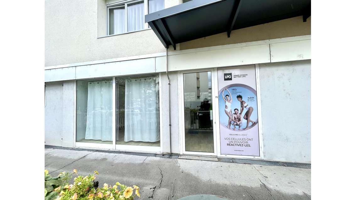 Vente murs commerciaux 71m² au centre de Meythet