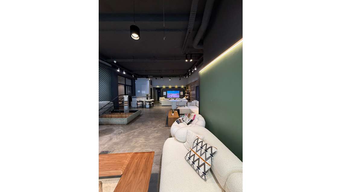 Local/bureau de 253m² à vendre à Annemasse