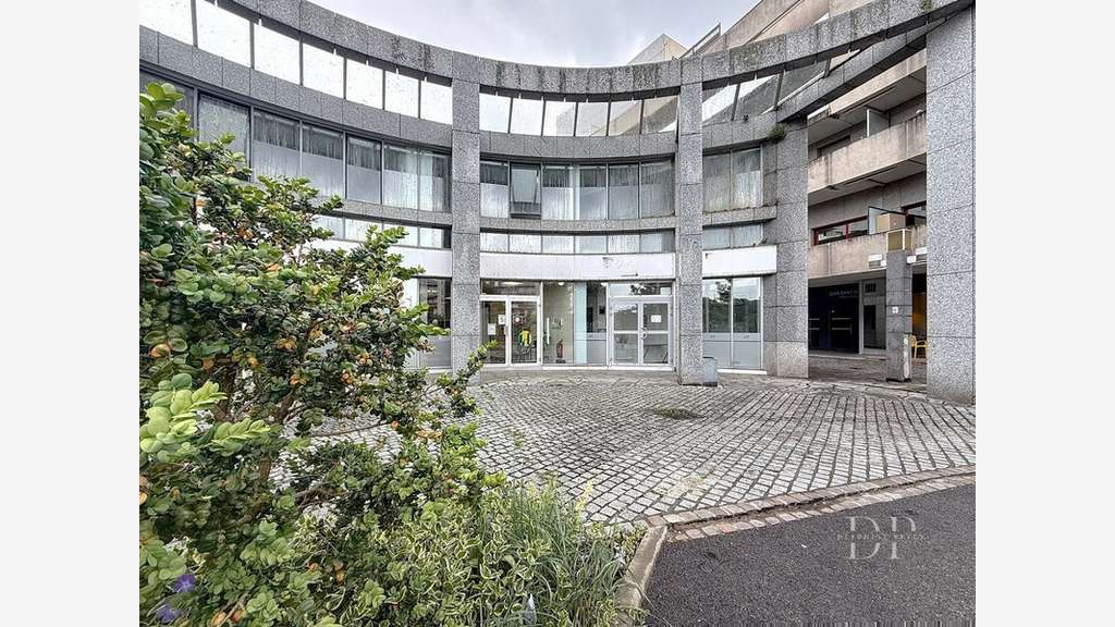 Local bureaux de 184m² à vendre à Annemasse (74)