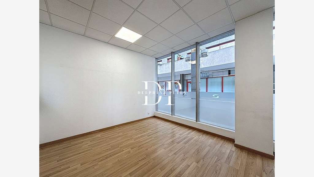 Local bureaux de 184m² à vendre à Annemasse (74)