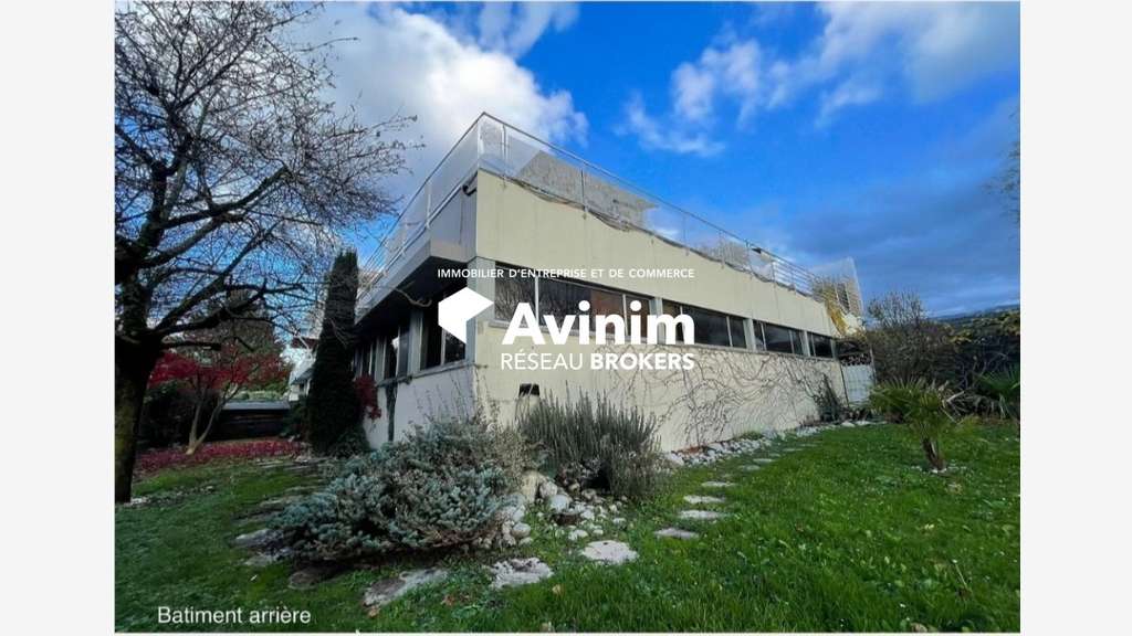 Vente local d'activité de 987m² en ZA à Annemasse