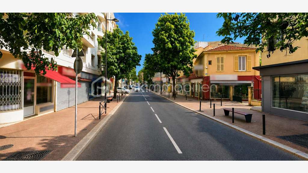 Vente murs commerciaux loués à Antibes centre