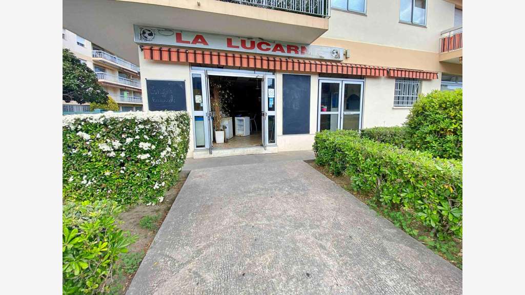 Vente murs libres 125m² à Antibes Bld Jules Grec
