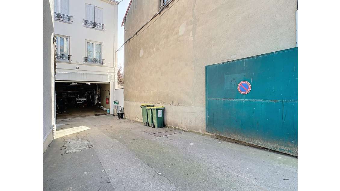 Vente local d'activités 130m² sur la N20 à Antony