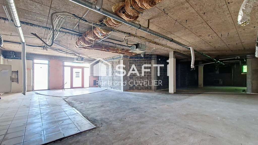 Vente local commercial plateau brut 170m² à Anzin