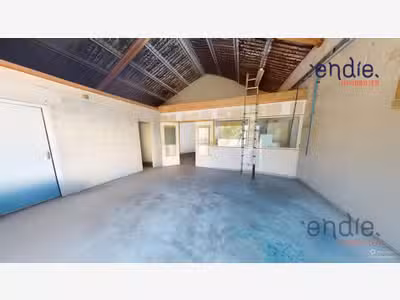 ARC-SUR-TILLE- Local d'activité de 510 m² sur un t