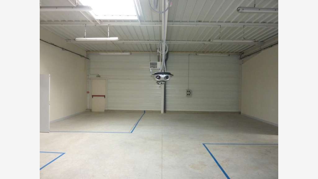 Vente local professionnel 467m² à l'Est d'Alençon