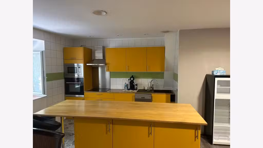 A vendre murs commerciaux 440m² à Argelès Gazost