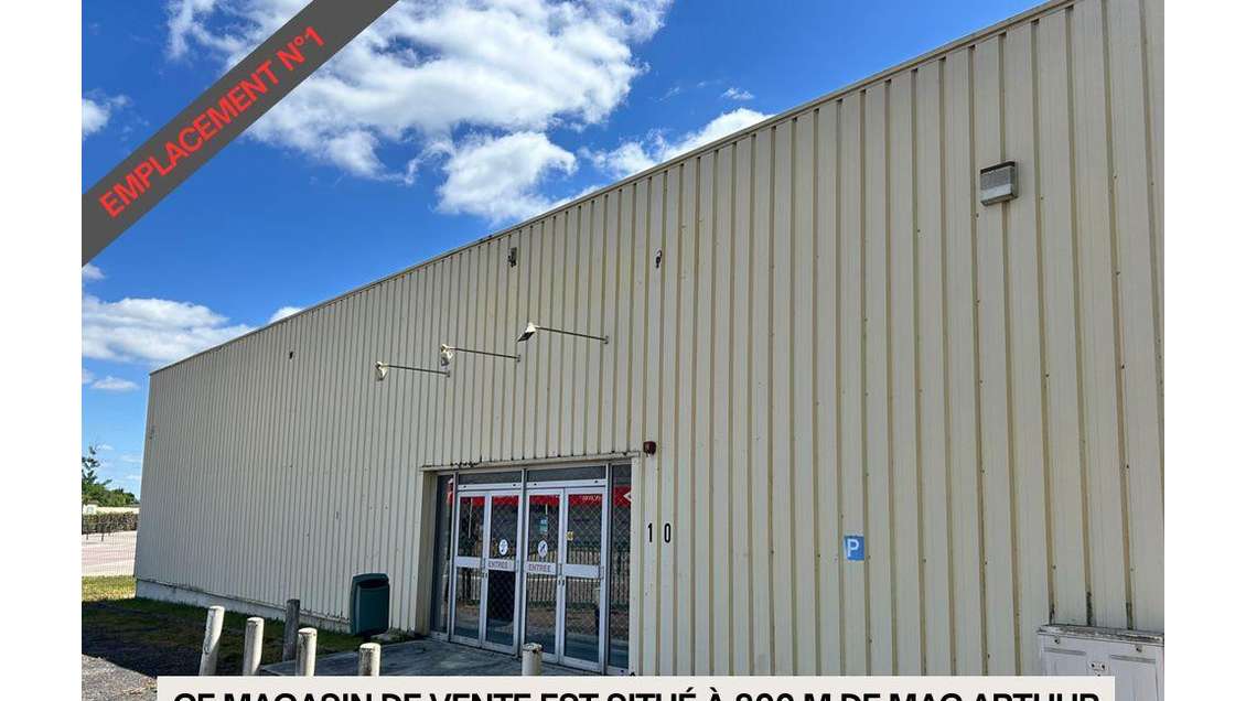 Vente local commercial 1000m² à Pont-Sainte-Marie