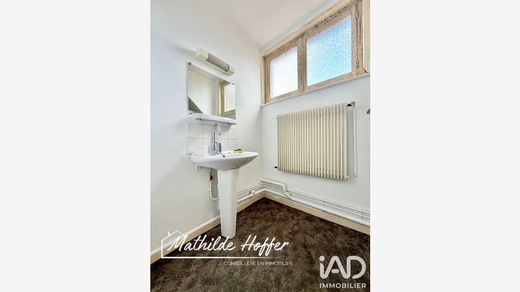 Vente local commercial de 220m² à Arques