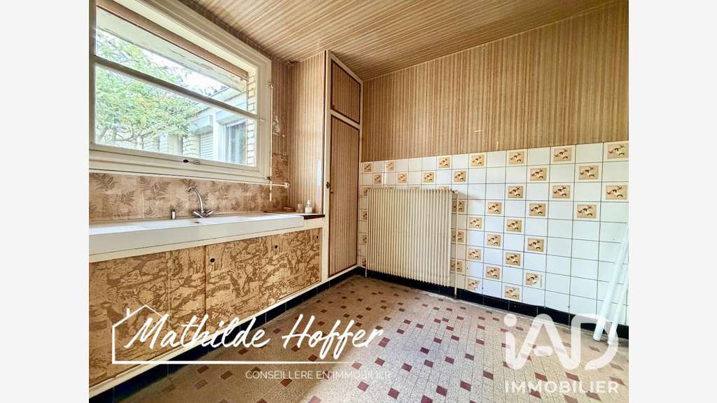 Vente local commercial de 220m² à Arques