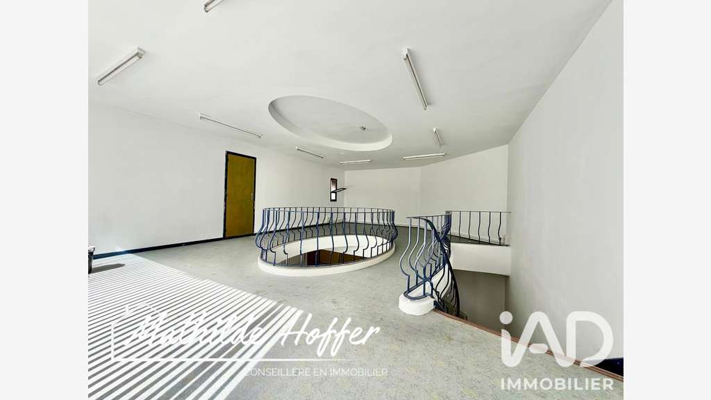 Vente local commercial de 220m² à Arques