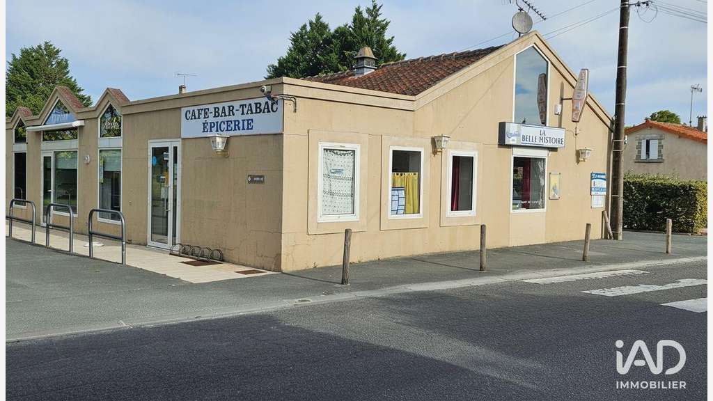 Local commercial à Ars