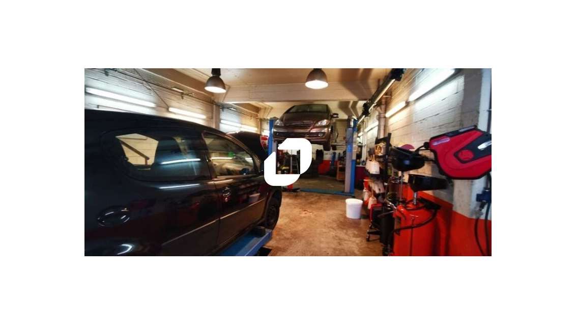 Vente Local commercial 180m² Asnieres sur seine