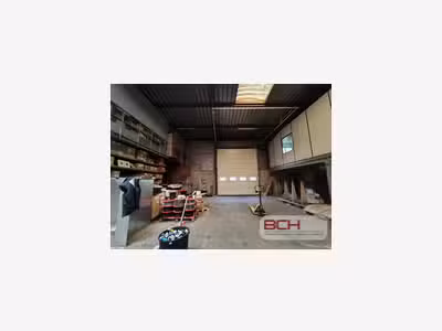 Vente bâtiment d'activité bureaux 1079m² Aubagne