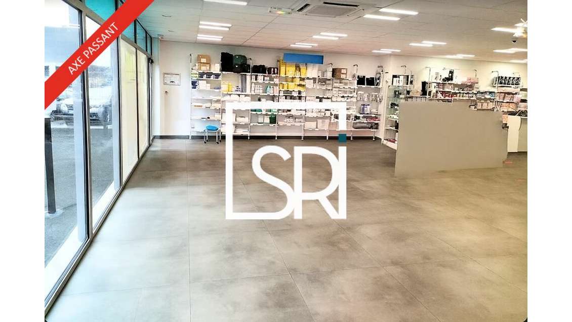 Local commercial à vendre à Aubière Zone KM Lancé