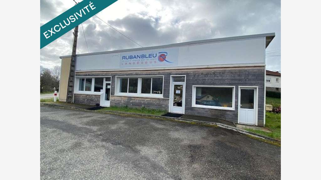 4 bâtiments 1125m² + terrain 1.1ha Aubin ZA Plégat