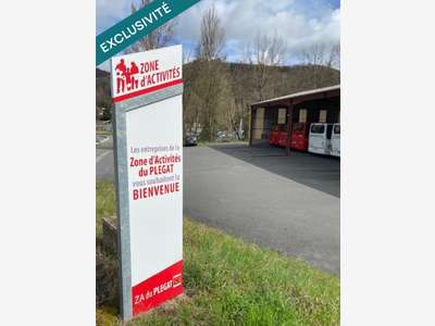 AV immeuble 1025m² ZA PLEGAT Aubin empl privilégié