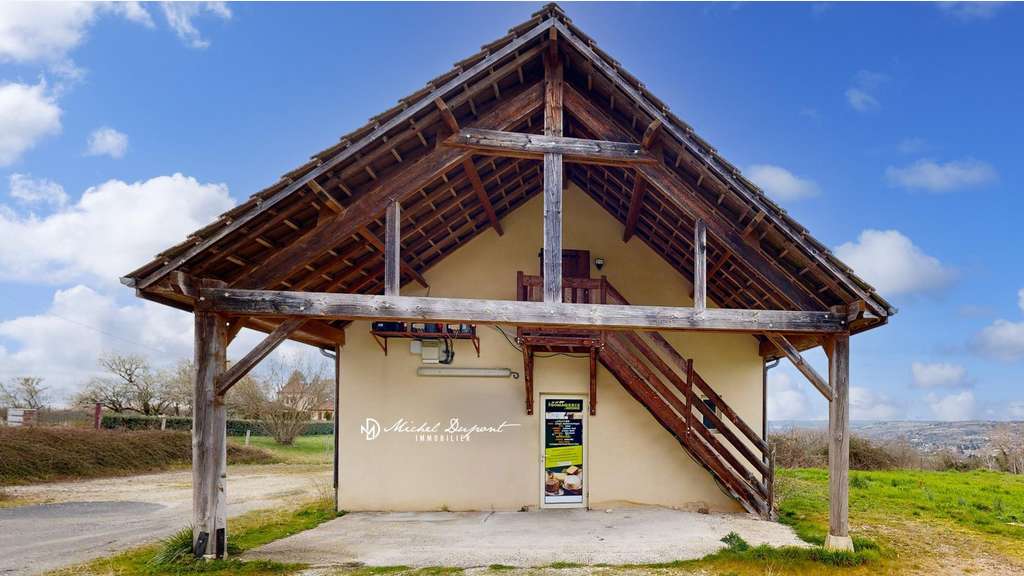 Local de caractère 84m² empl stratégique à Audrix