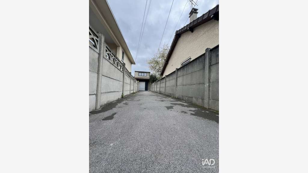 Vente murs commerciaux à Aulnay-sous-Bois centre 