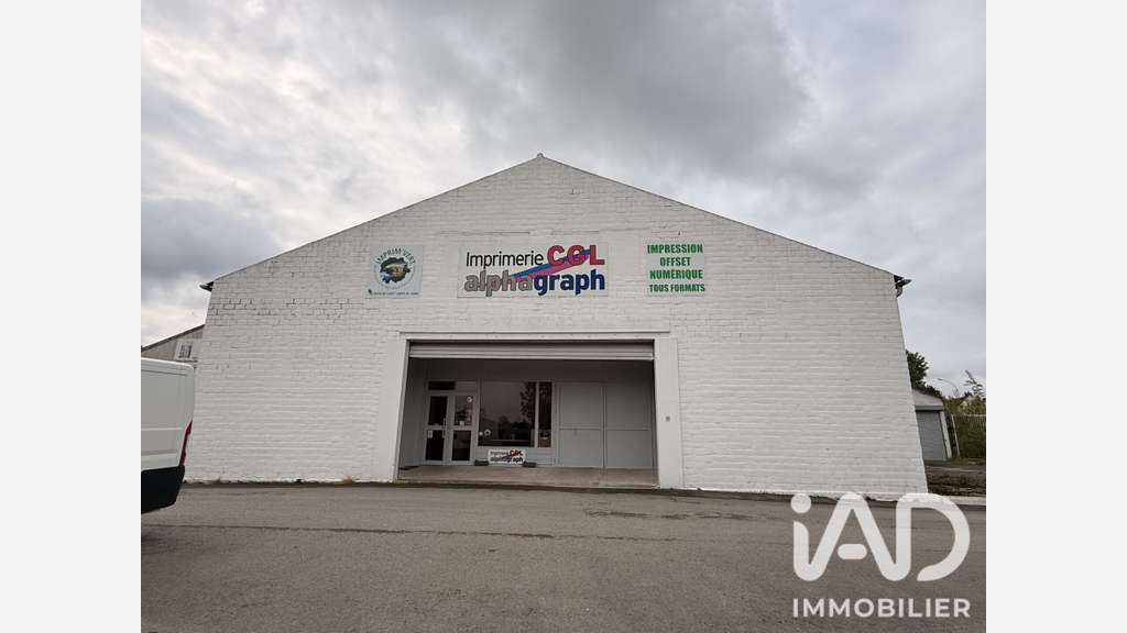Vente bâtiment commercial de 806m² à Auneuil