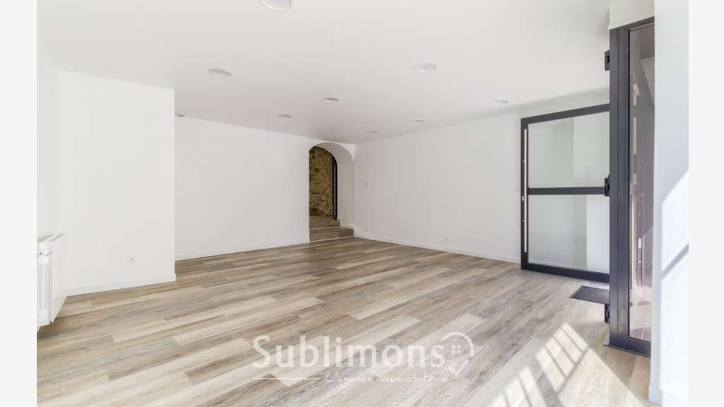Immobilier Professionnel de 100m² à vendre à Auray