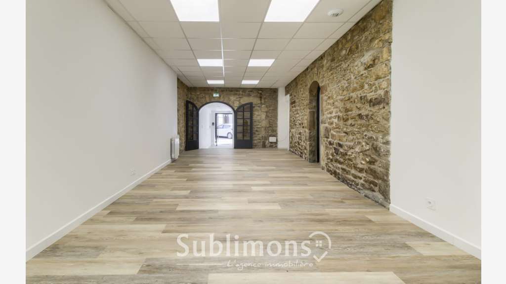 Immobilier Professionnel de 100m² à vendre à Auray