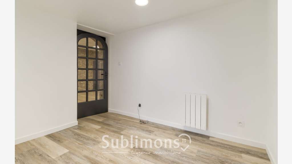 Immobilier Professionnel de 100m² à vendre à Auray