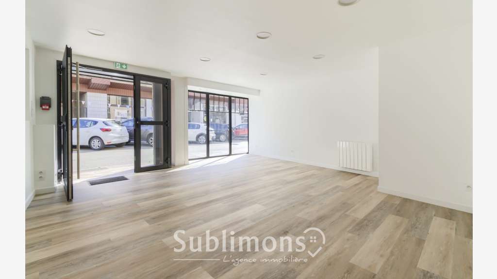 Immobilier Professionnel de 100m² à vendre à Auray