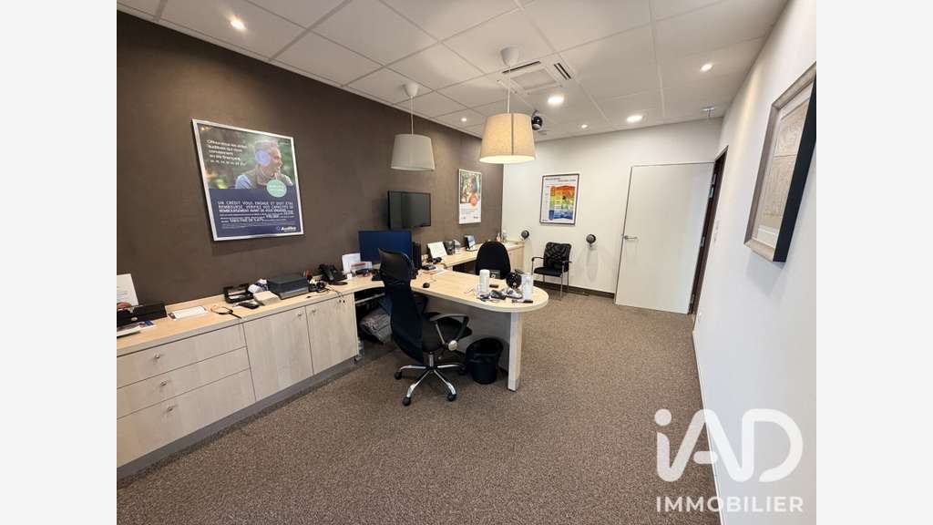 Vente local commercial 79m² à Autun centre-ville