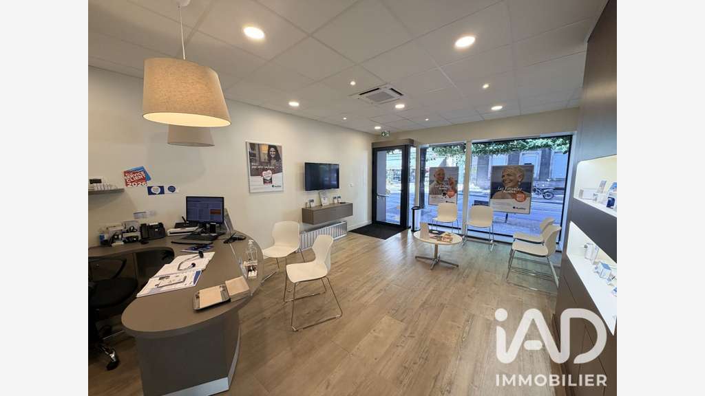 Vente local commercial 79m² à Autun centre-ville