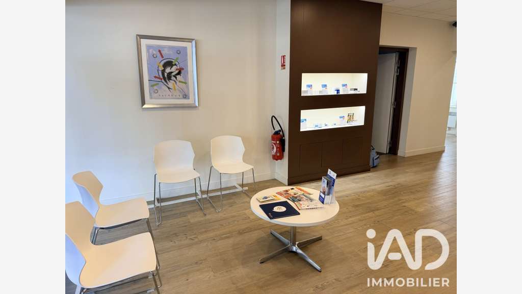 Vente local commercial 79m² à Autun centre-ville
