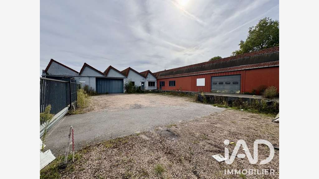 Local commercial à Avesnes-les-Aubert