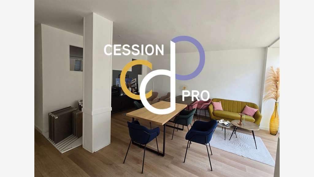 Vente murs commerciaux bureaux 58m² à Avignon